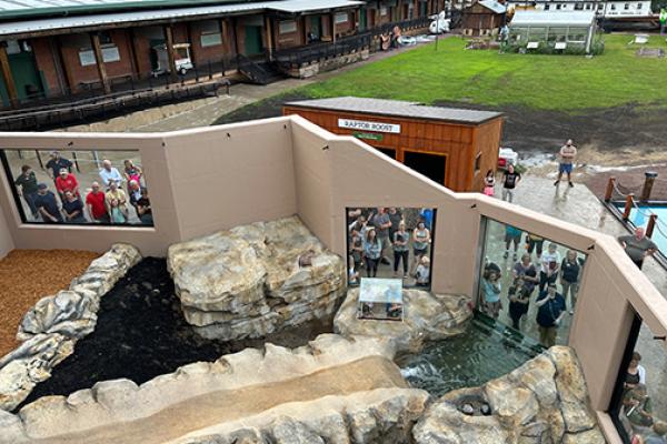 outdoor otter exhibit