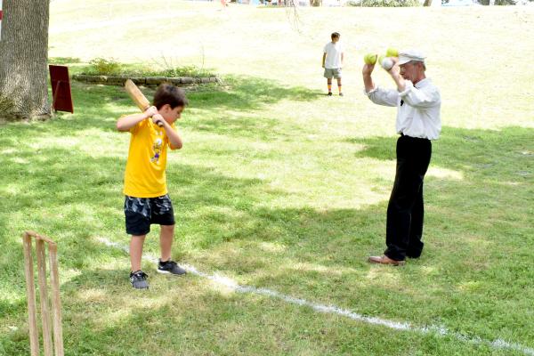 kid learning a game