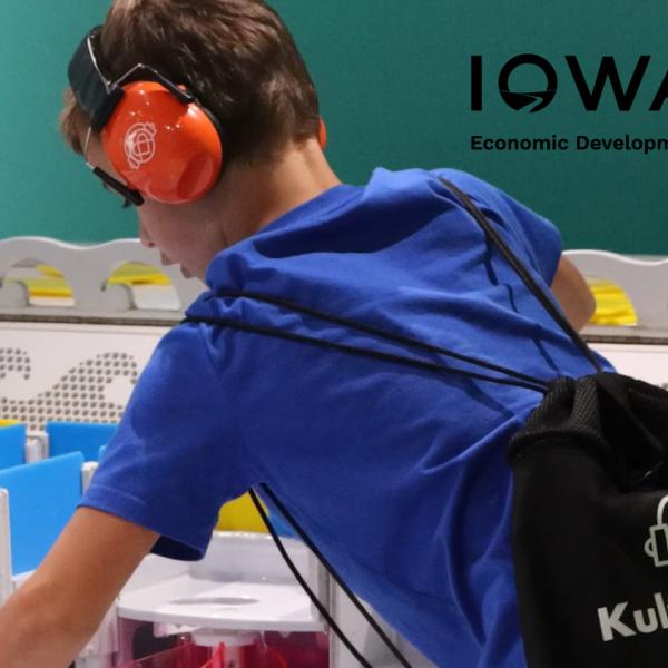 River Museum Visitor Using KultureCity Headphones