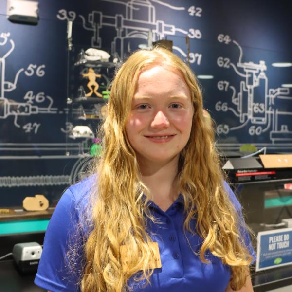 Leah STEM Education Intern at the River Museum