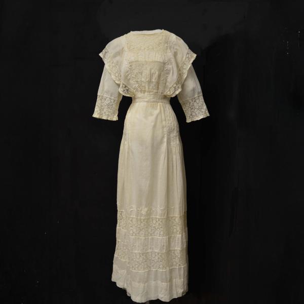 Wedding Dress of Hedwig Hildegarde Reu Salzmann 